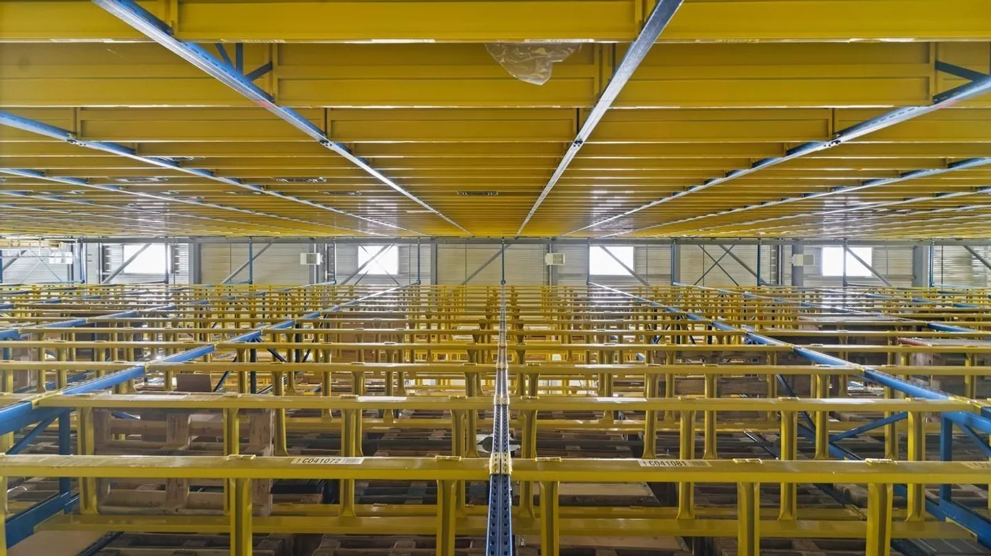All possibilities for you - Storage and production space from 1,000 ... - Photo 9 of 11