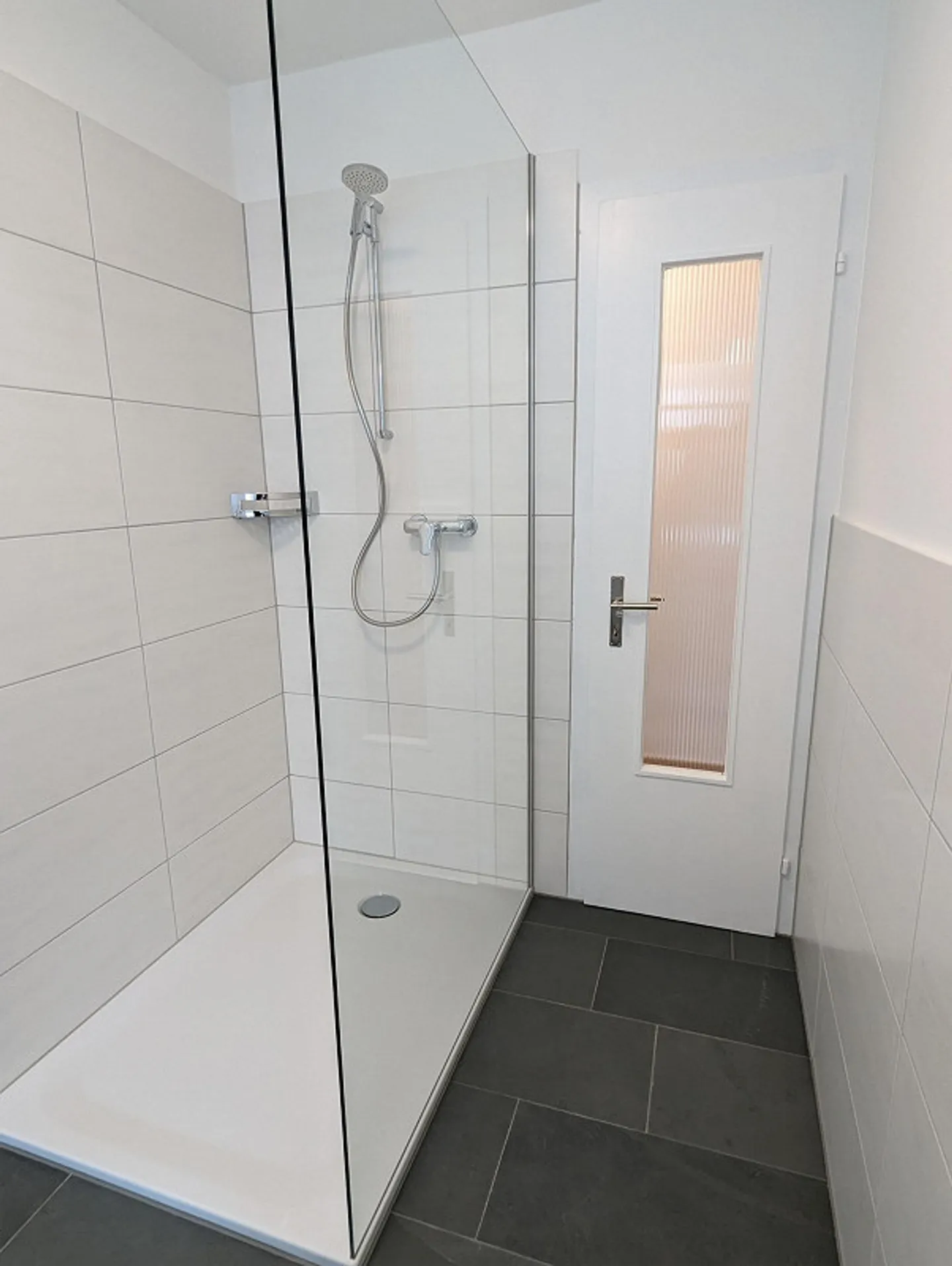 Temporarily for rent: Beautiful 4.5-room apartment in the heart of Davos - Photo 12 of 17