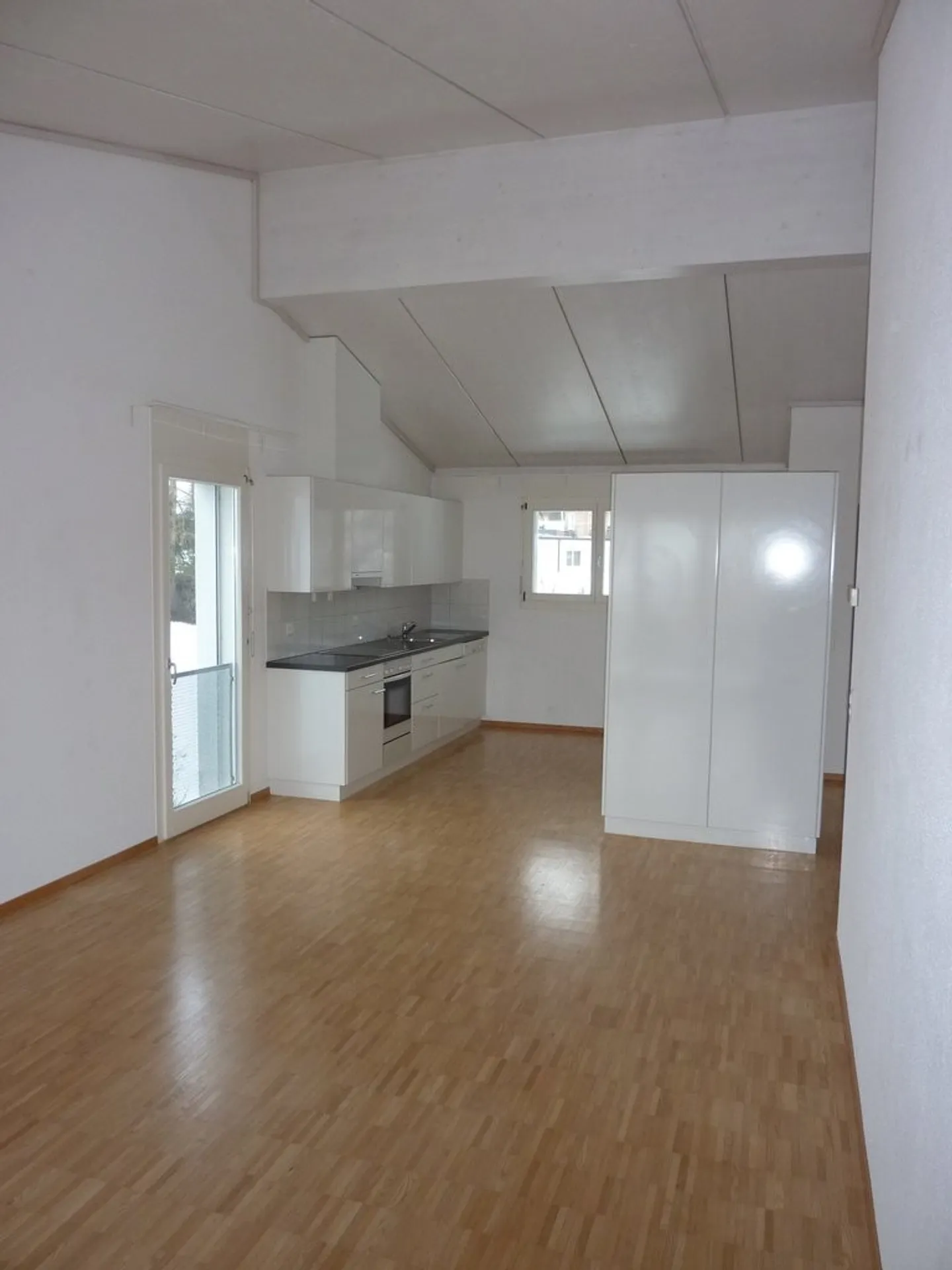 Charming Apartment in Einsiedeln - Photo 3 of 7