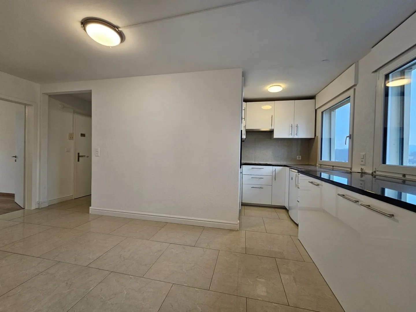 Charmant appartement 3.5 pièces - Photo 2 sur 11