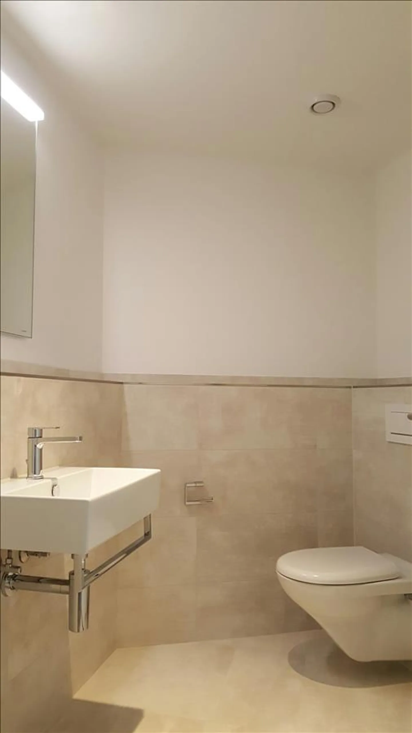 Beautiful Living! - Photo 7 of 11