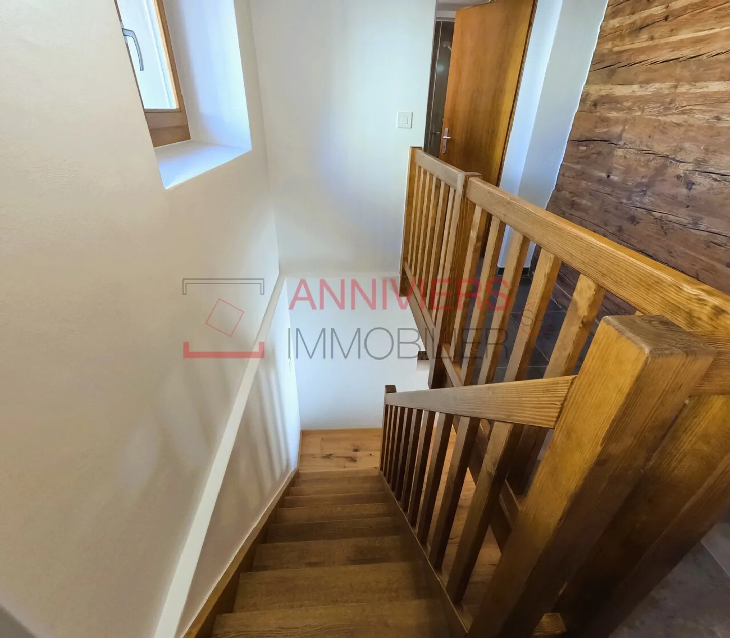 Charmant appartement de 3.5 pces entièrement rénové au cœur de Vissoie - Photo 13 sur 26