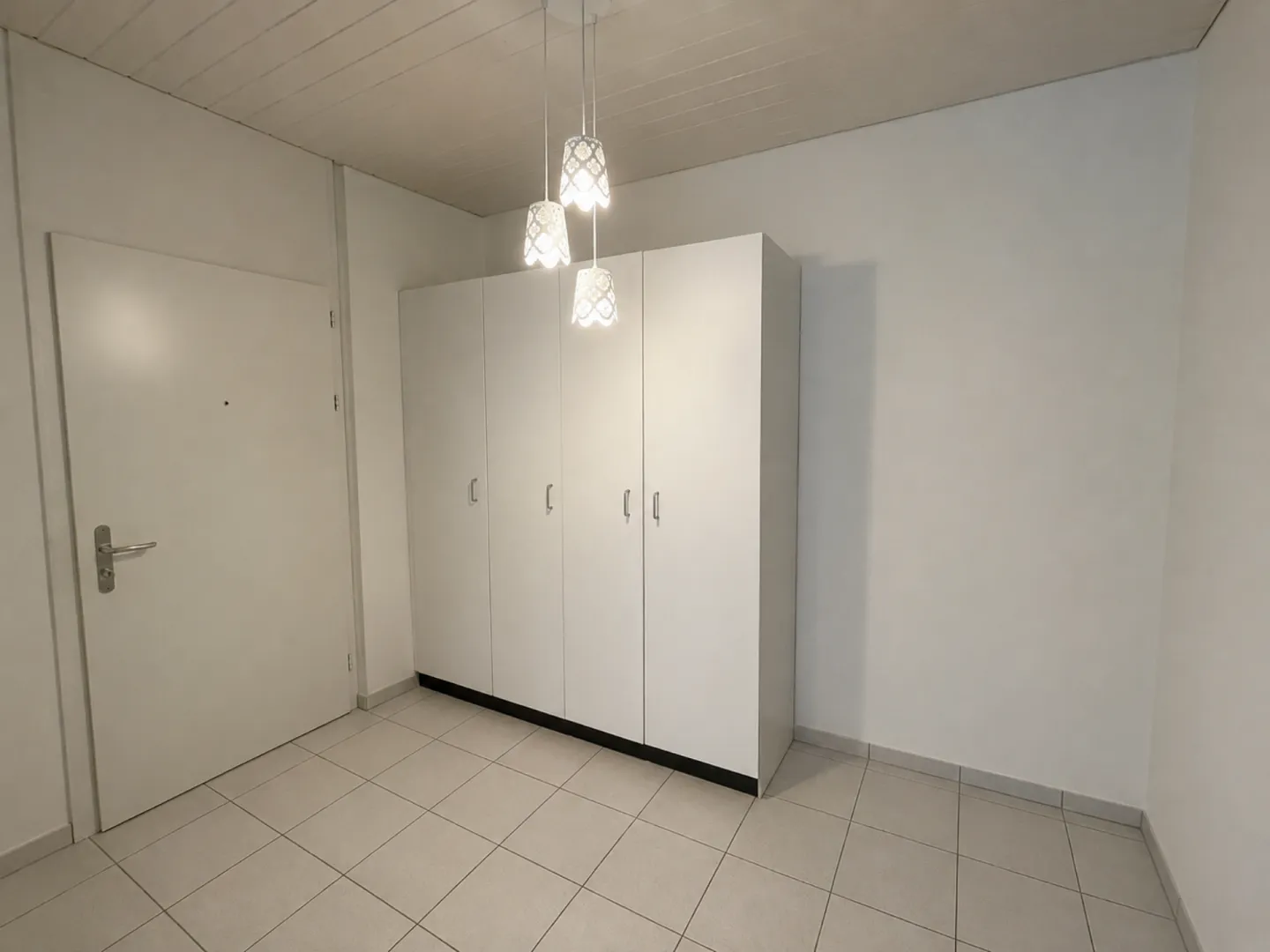 St-Imier, schöne 2,5-Zimmer-Wohnung im 2. Stock mit Balkon - Foto 2 von 6
