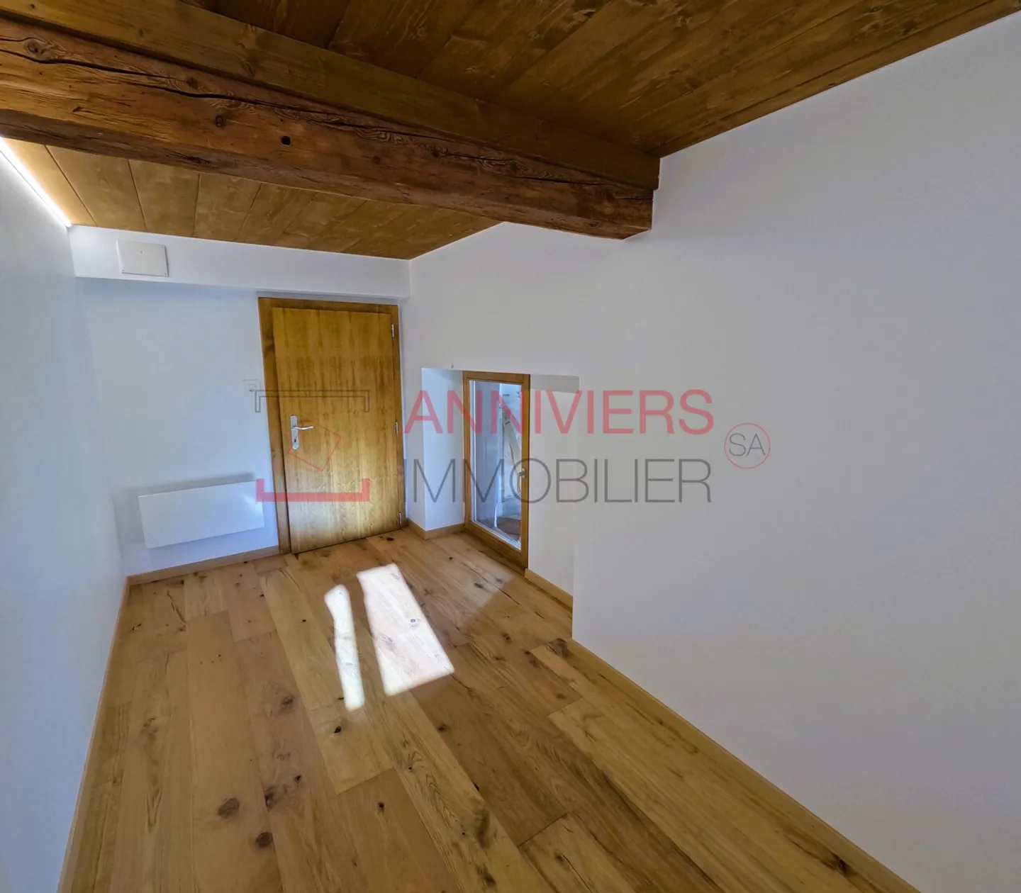 Charmant appartement de 3.5 pces entièrement rénové au cœur de Vissoie - Photo 17 sur 26