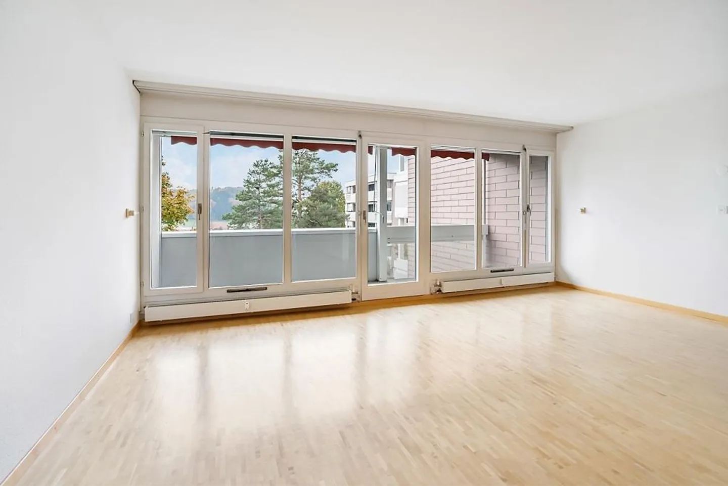 Appartamento 4 1/2 locali 3° piano/103 m2 - Foto 3 di 7