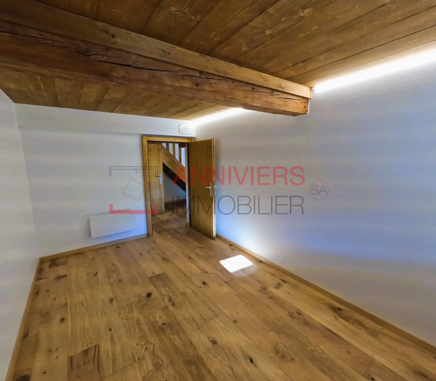 Charmant appartement de 3.5 pces entièrement rénové au cœur de Vissoie - Photo 15 sur 26