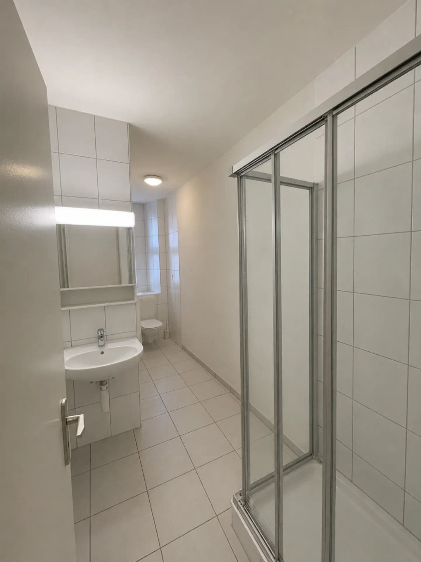 St-Imier, schöne 2,5-Zimmer-Wohnung im 2. Stock mit Balkon - Foto 4 von 6