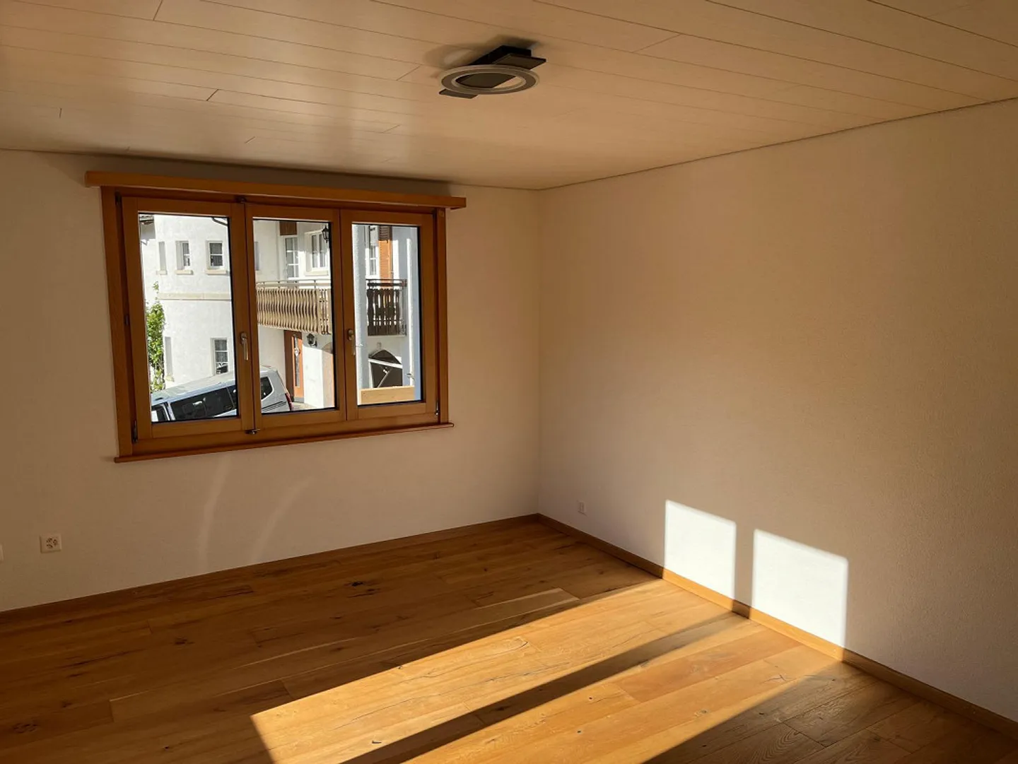 8-Room Single-Family House - Photo 3 of 30