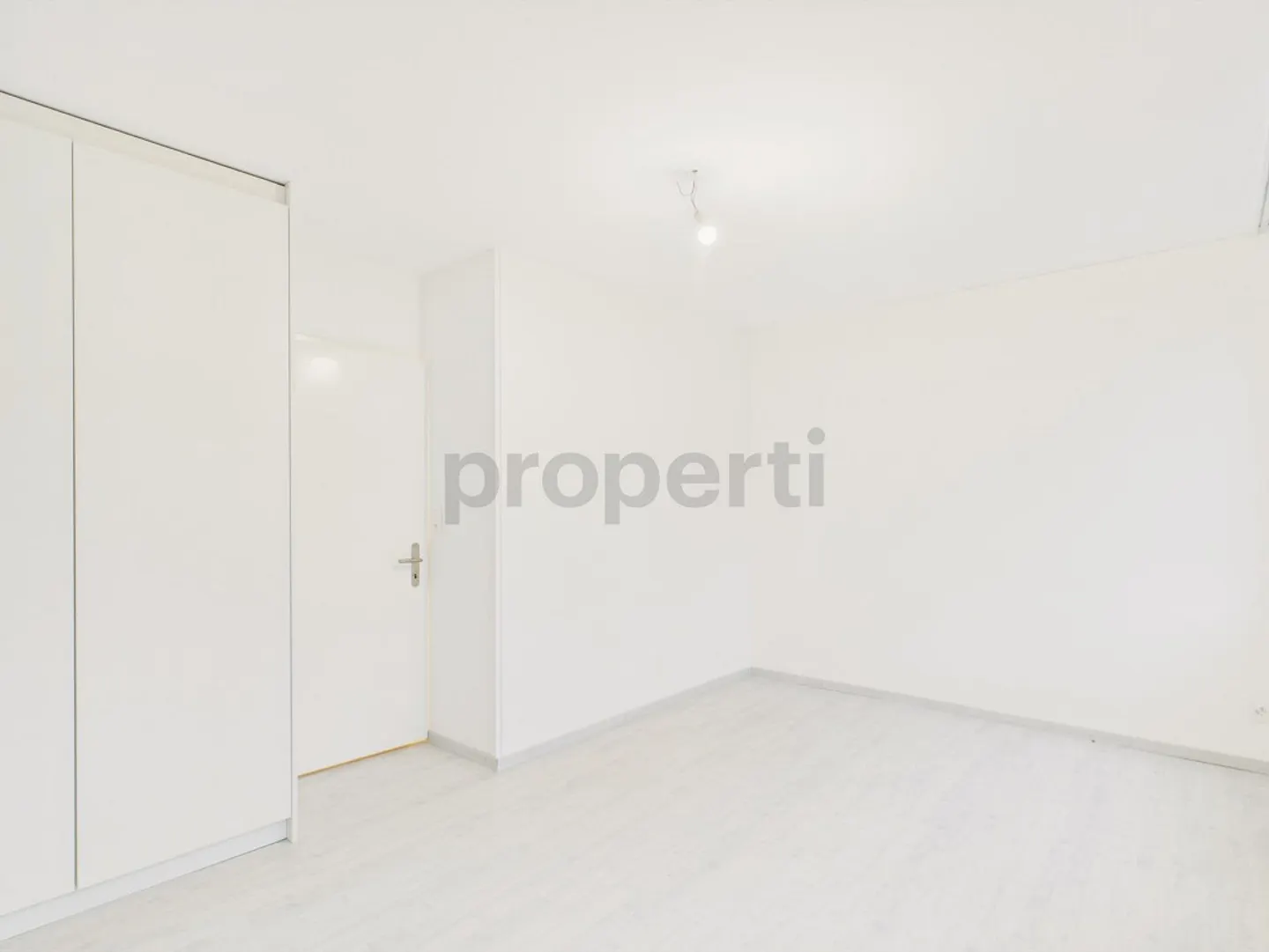 Maison Mitoyenne Moderne - Photo 6 sur 14