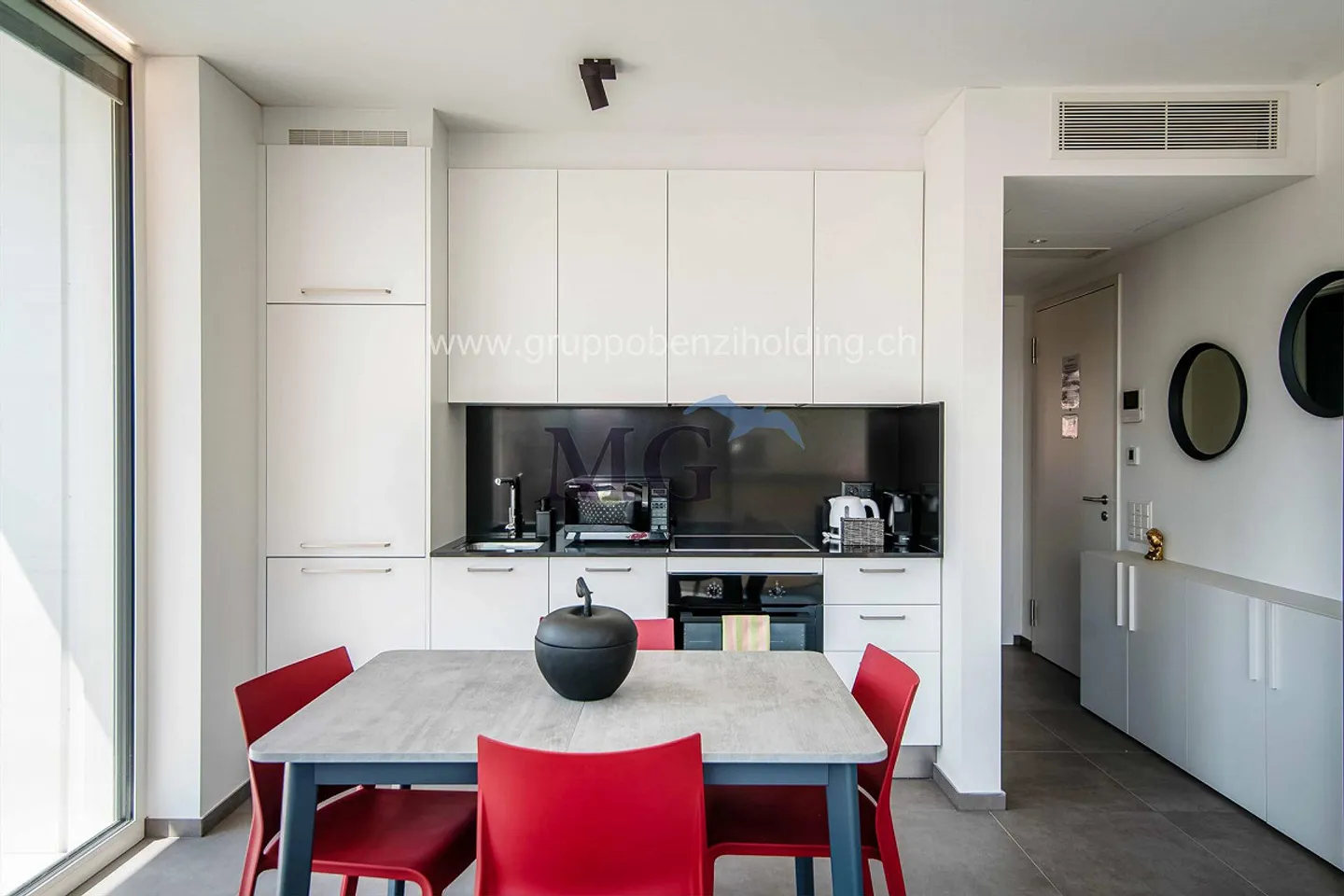 Modernes Apartment in Lugano - Foto 2 von 18