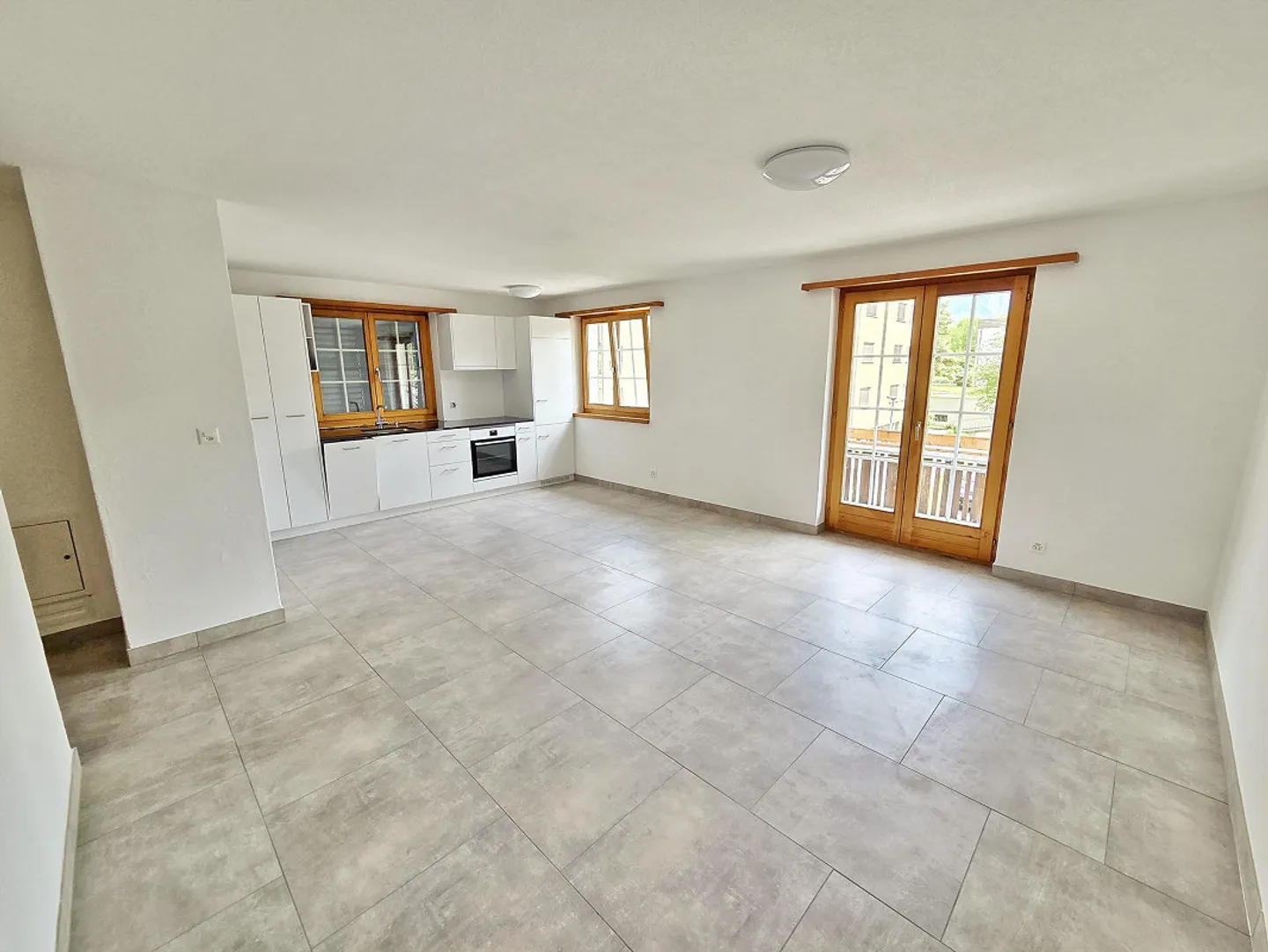 Renovierte Wohnung mit Parkplatz - Foto 2 von 8