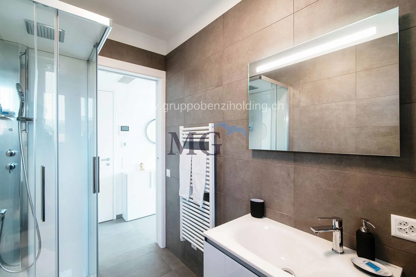 Modernes Apartment in Lugano - Foto 16 von 18