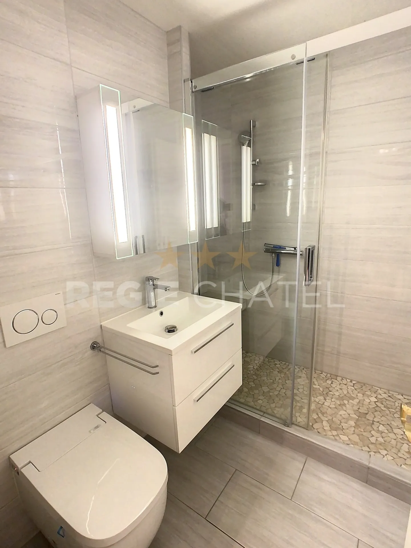 Incantevole appartamento di 2,5 locali parzialmente arredato - Foto 6 di 10