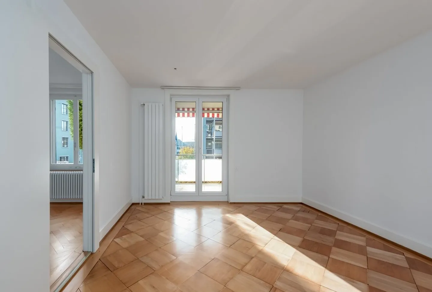 Appartement dans un immeuble ancien dans le quartier tendance de Wipkingen - Photo 6 sur 7