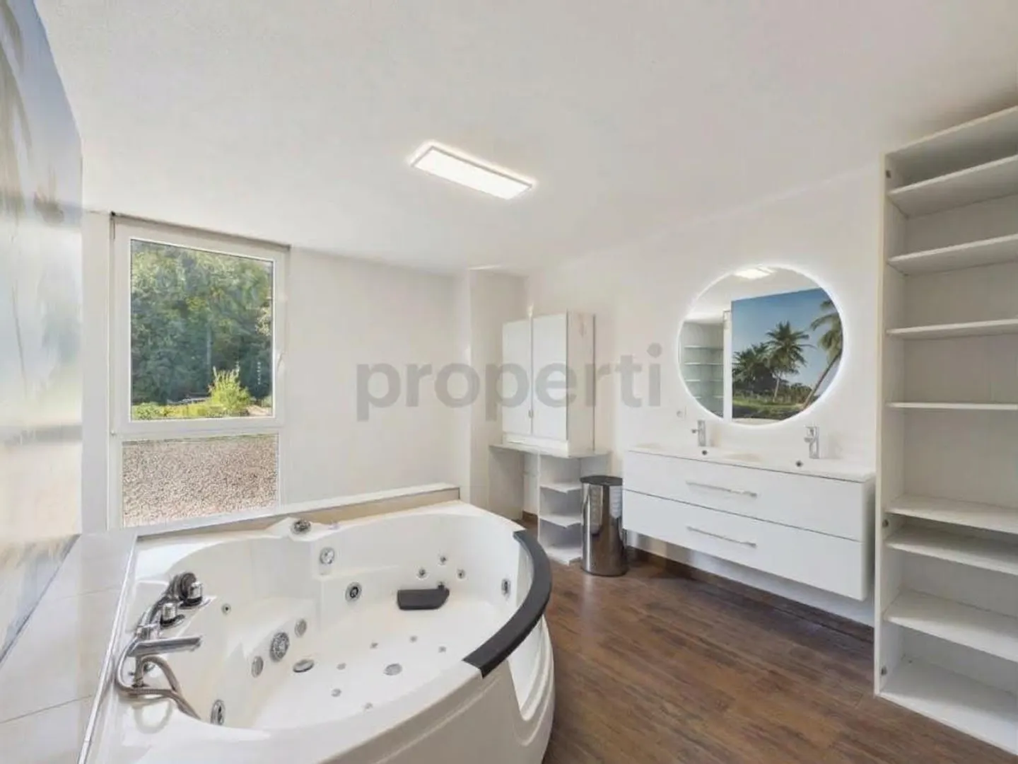 Spacious Garden, Quiet & Family-Friendly Environment, Balcony,... - Photo 8 of 12