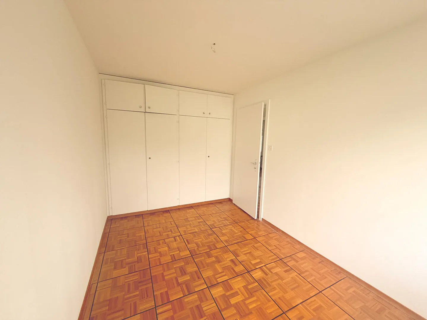 3.5 Room Apartment - Photo 7 of 13
