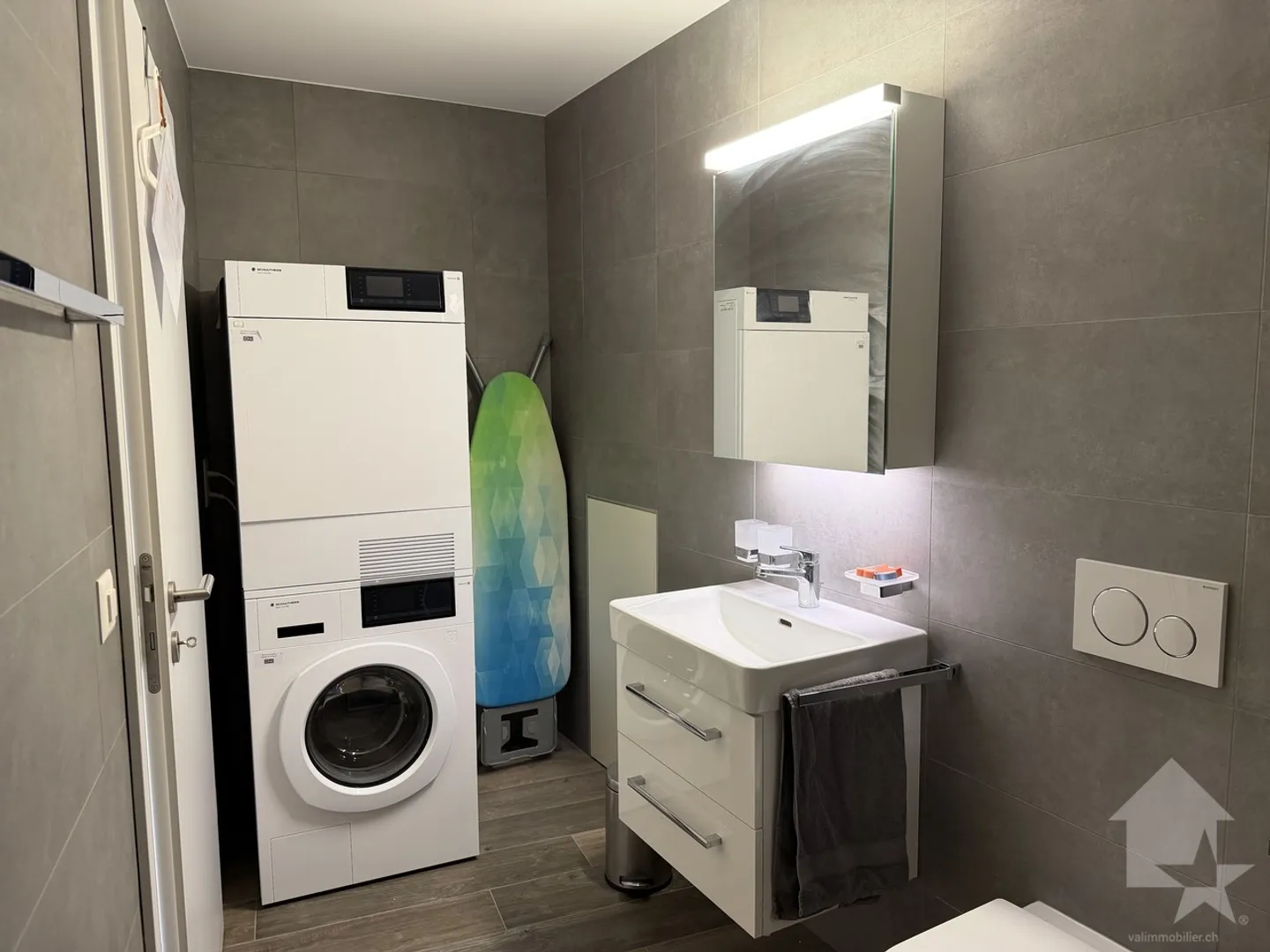 Pretty 2.5 rooms with parking in the city center! - Photo 18 of 20