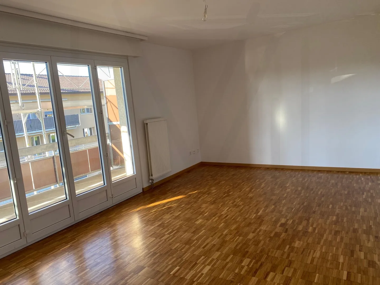 Opportunité d'investissement idéale, appartement de 3,5 pièces au 1er étage - Photo 4 sur 11
