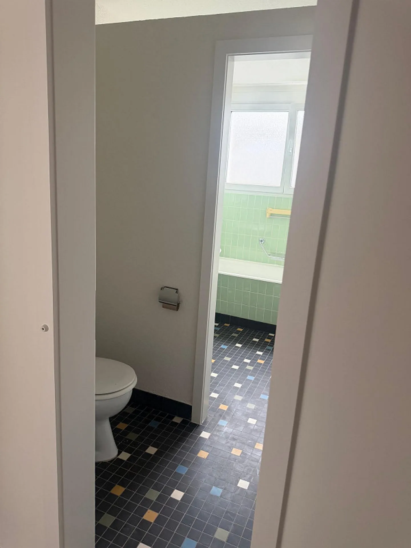 3.5 Room Apartment - Photo 11 of 13