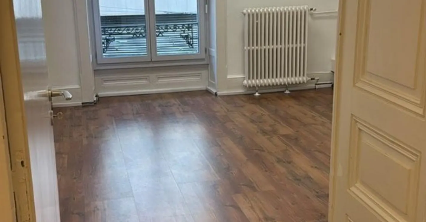 Meraviglioso spazio commerciale nel centro città! - Foto 6 di 10