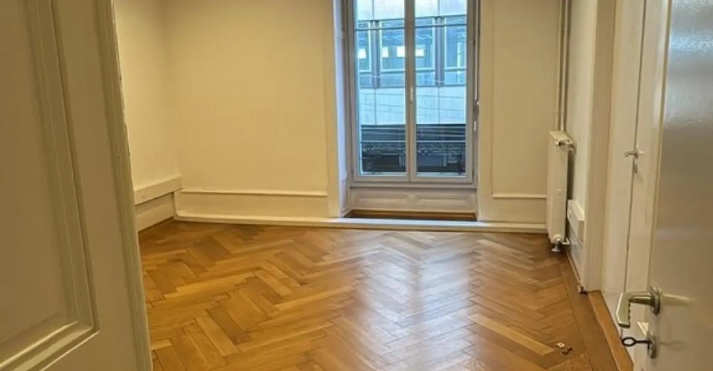 Meraviglioso spazio commerciale nel centro città! - Foto 9 di 10