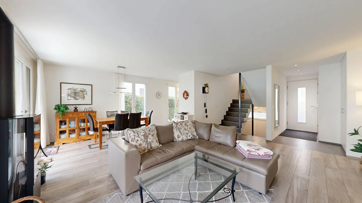 Maison d'angle de 5,5 pièces avec salle de loisirs et deux places de stationnement - Photo 7 sur 21