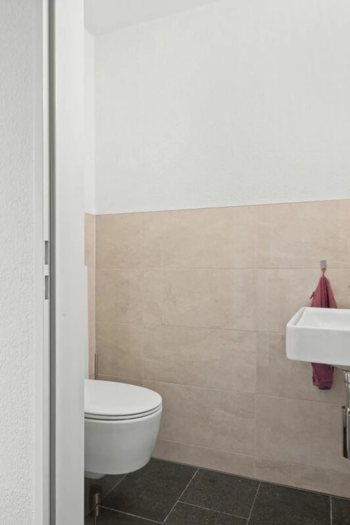 Stilvolle Maisonette mit Terrasse - Foto 8 von 14