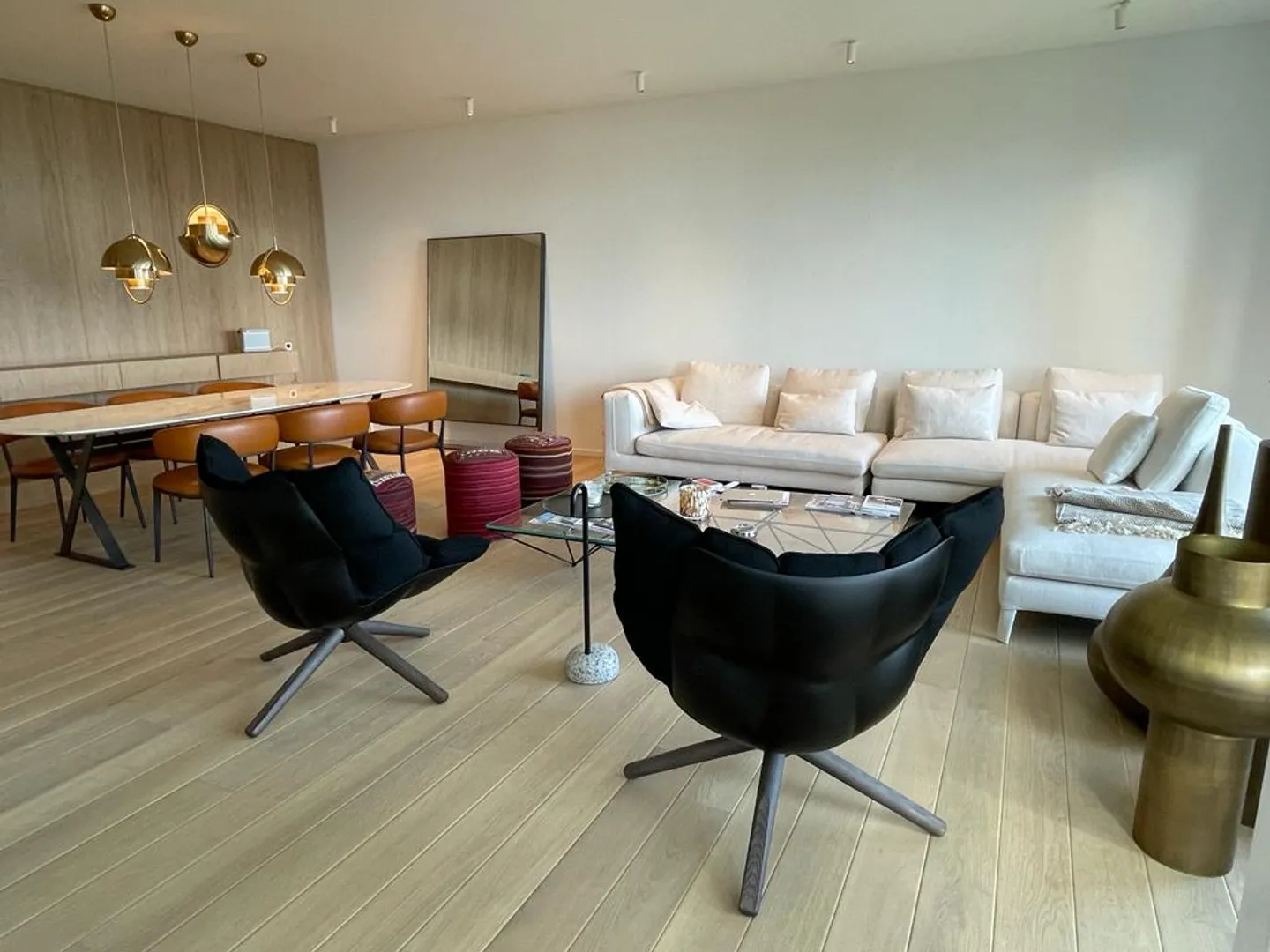 4.5 Room Apartment - Photo 1 of 23