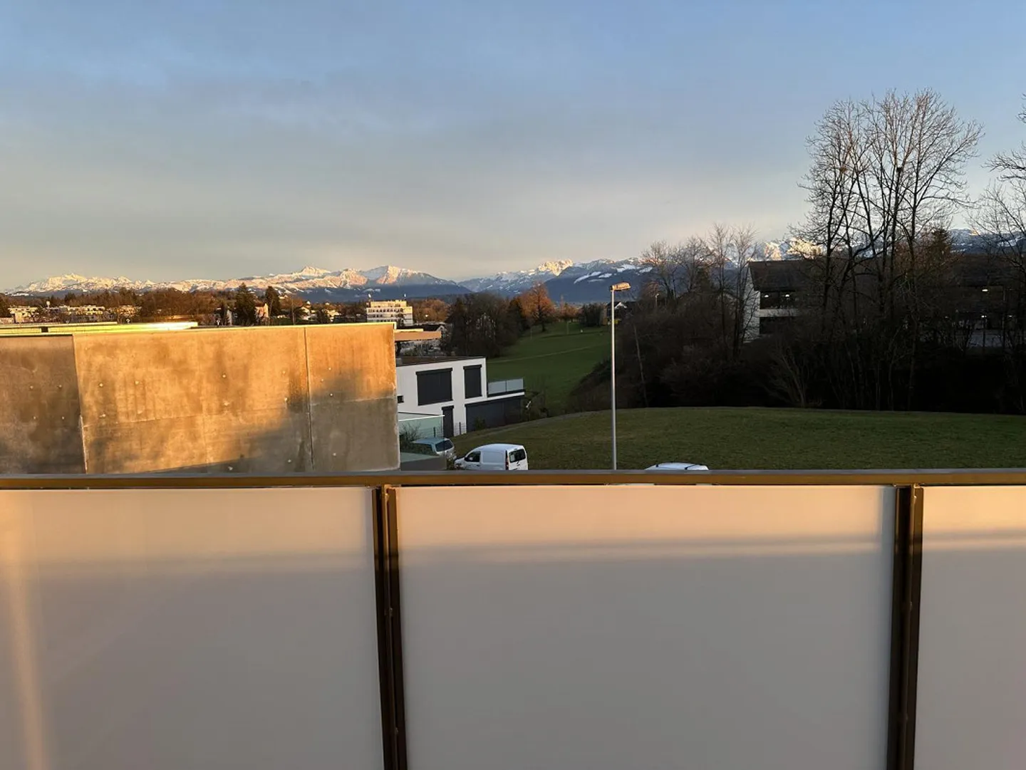 Appartement lumineux de 5.5 pièces à louer dans l'Oberland - Photo 13 sur 13