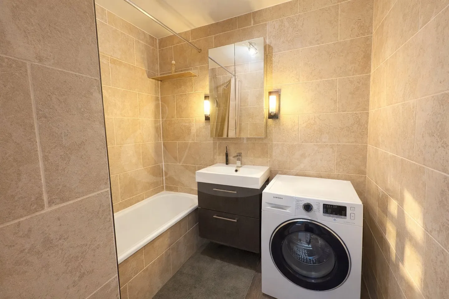 Beautiful 4-room apartment - Photo 6 of 8