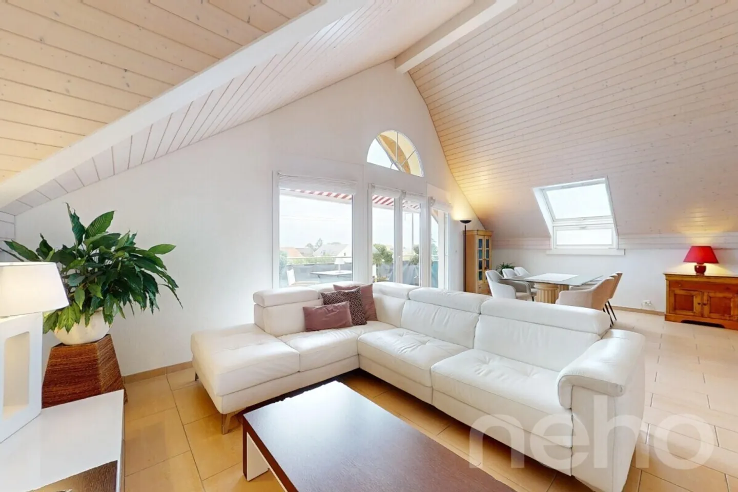 Superb 4.5 rooms in St-Prex with stunning views of the lake and the Alps - Photo 4 of 13