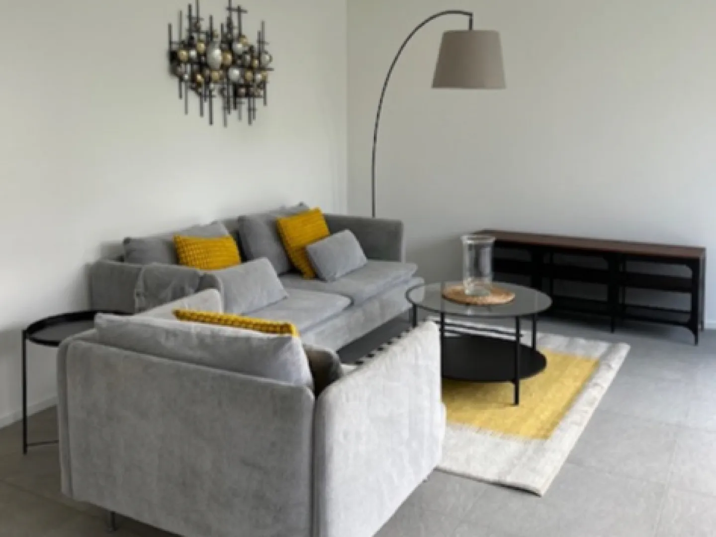 Appartamento elegante di 2,5 stanze in posizione privilegiata - Foto 2 di 8