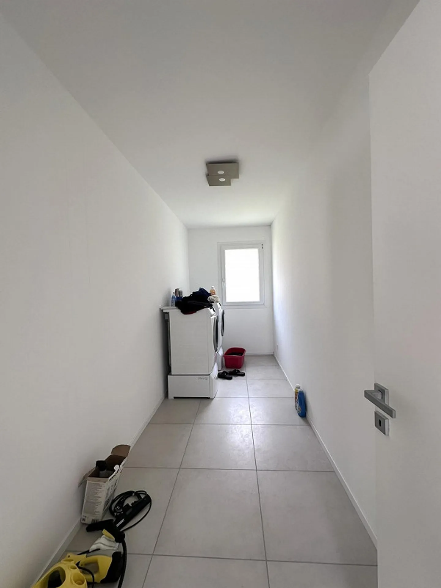 Große 4.5-Zimmer-Wohnung im 2. und letzten Stock in Camorino - Foto 11 von 13