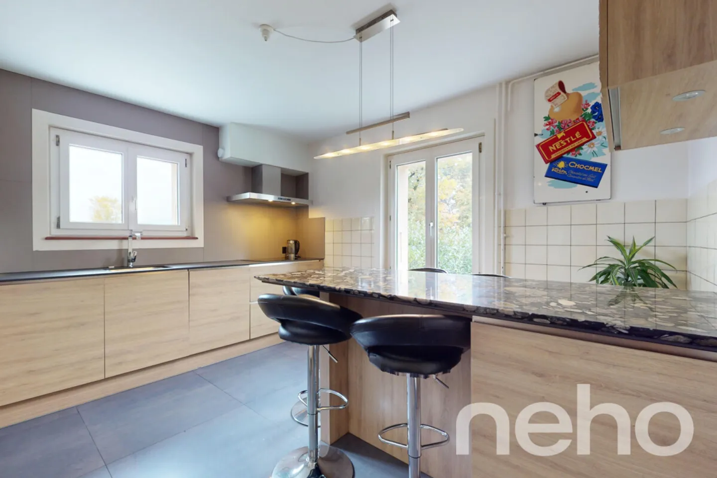 Casa unifamiliare con studio indipendente vicino alla stazione ferroviaria di Boudry! - Foto 7 di 13