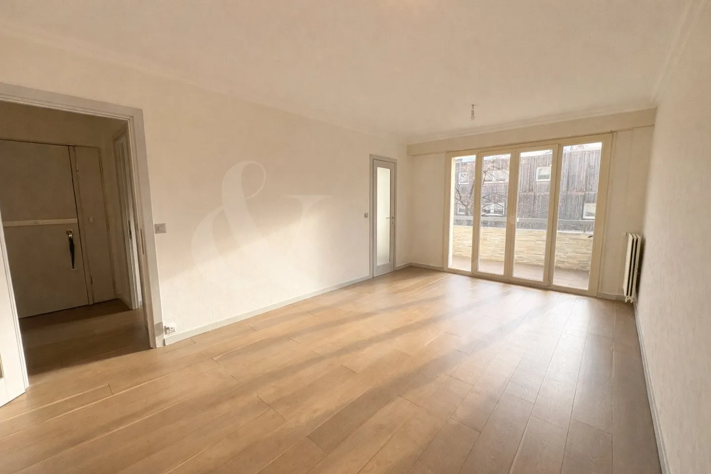 Beautiful 4-room apartment - Photo 3 of 8