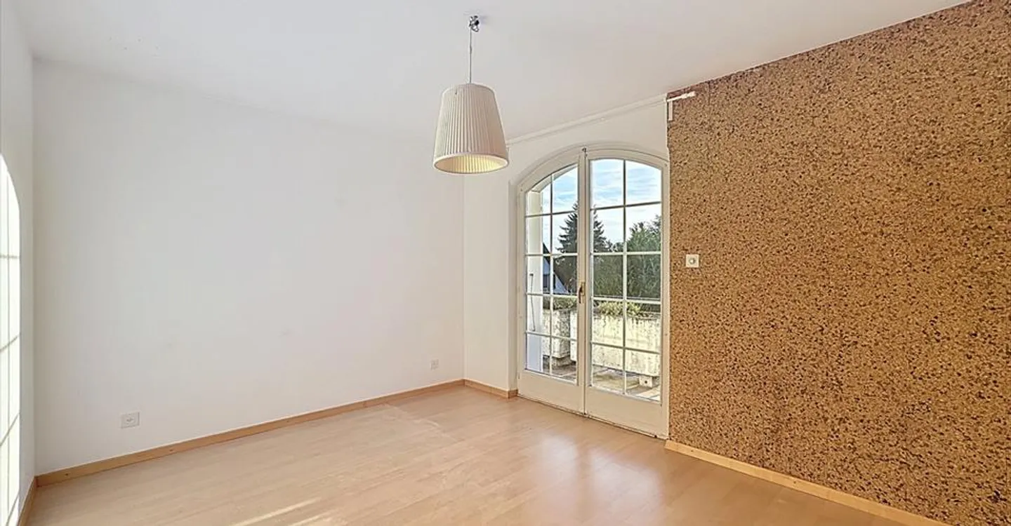 Bell'appartamento di 7 stanze con giardino privato - Foto 10 di 12