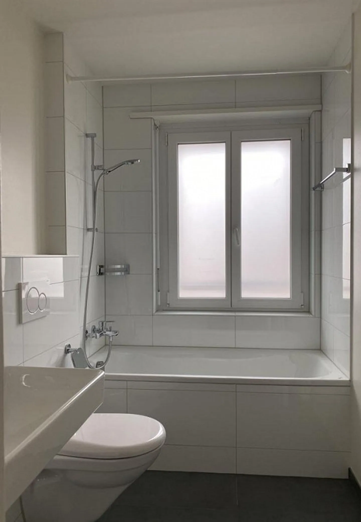 Moderne Wohnung mit Balkon - Foto 4 von 8