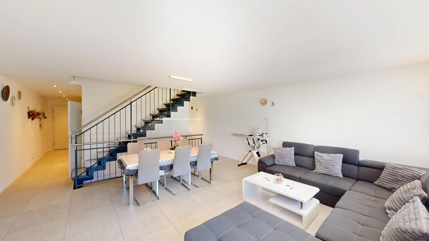 Dream Home on 4 Floors with Attic, Garden and 2 Terraces - Photo 4 of 12