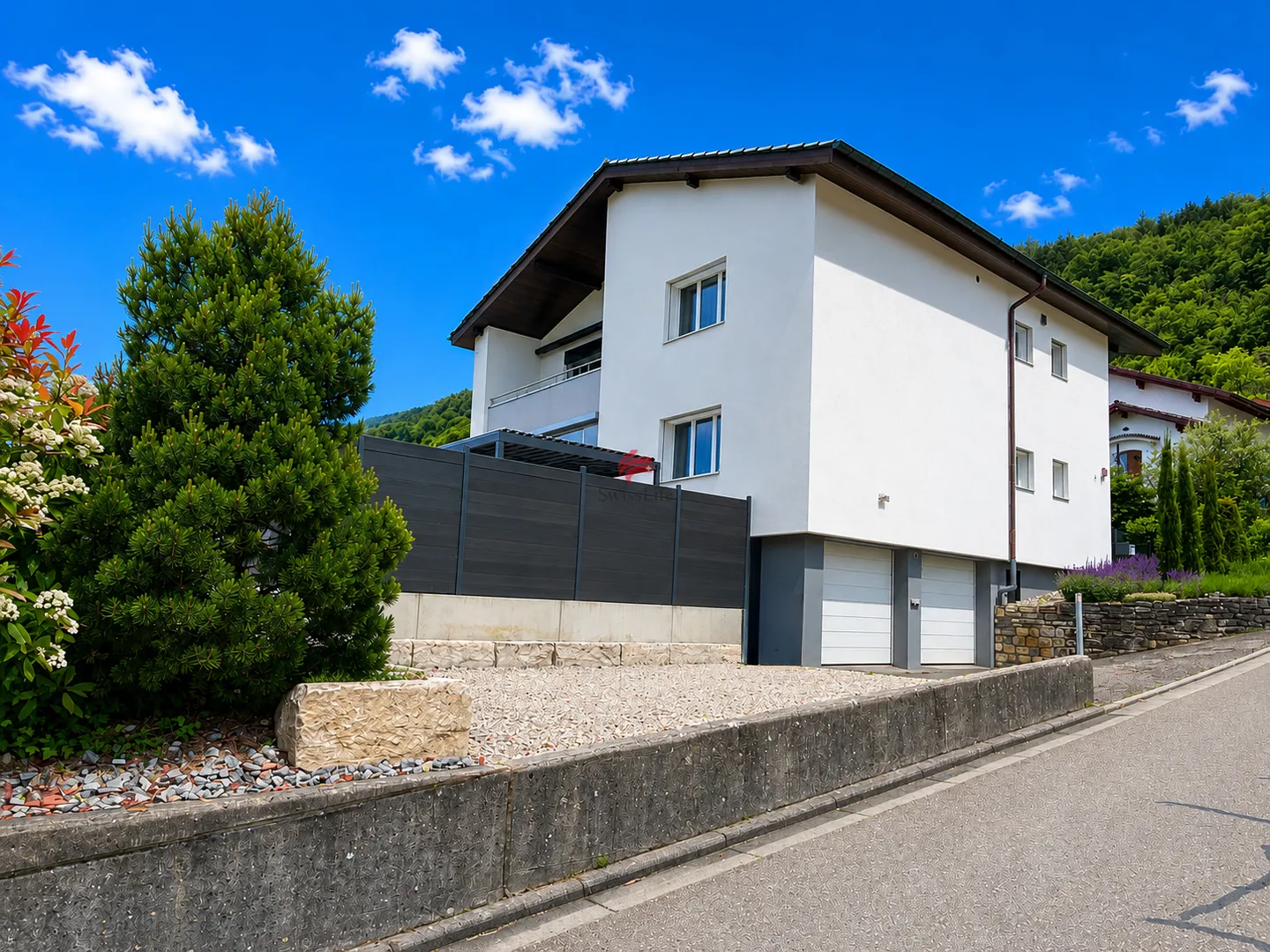 Duplex moderno con oasi di giardino - Foto 2 di 11