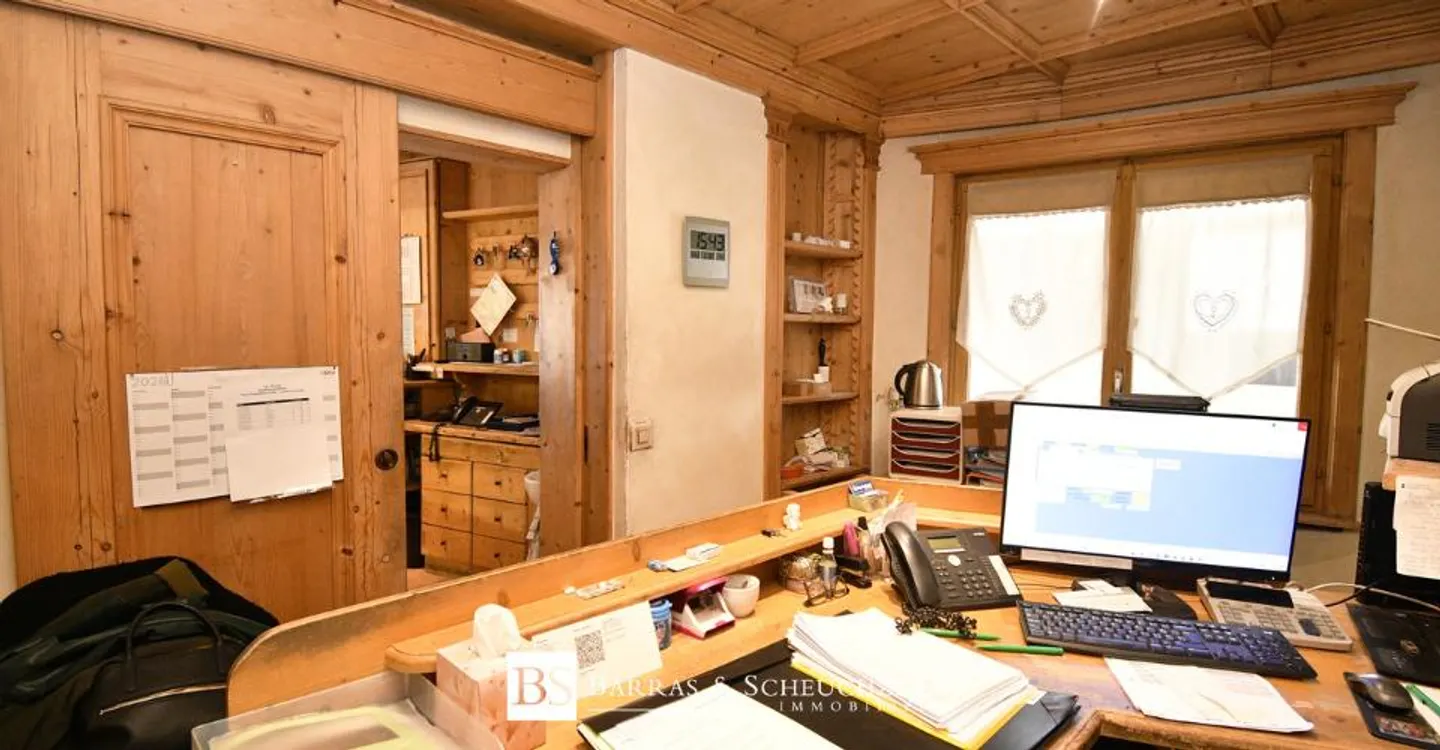 Spazio Commerciale di Prima Scelta a Crans-Montana - Foto 4 di 9