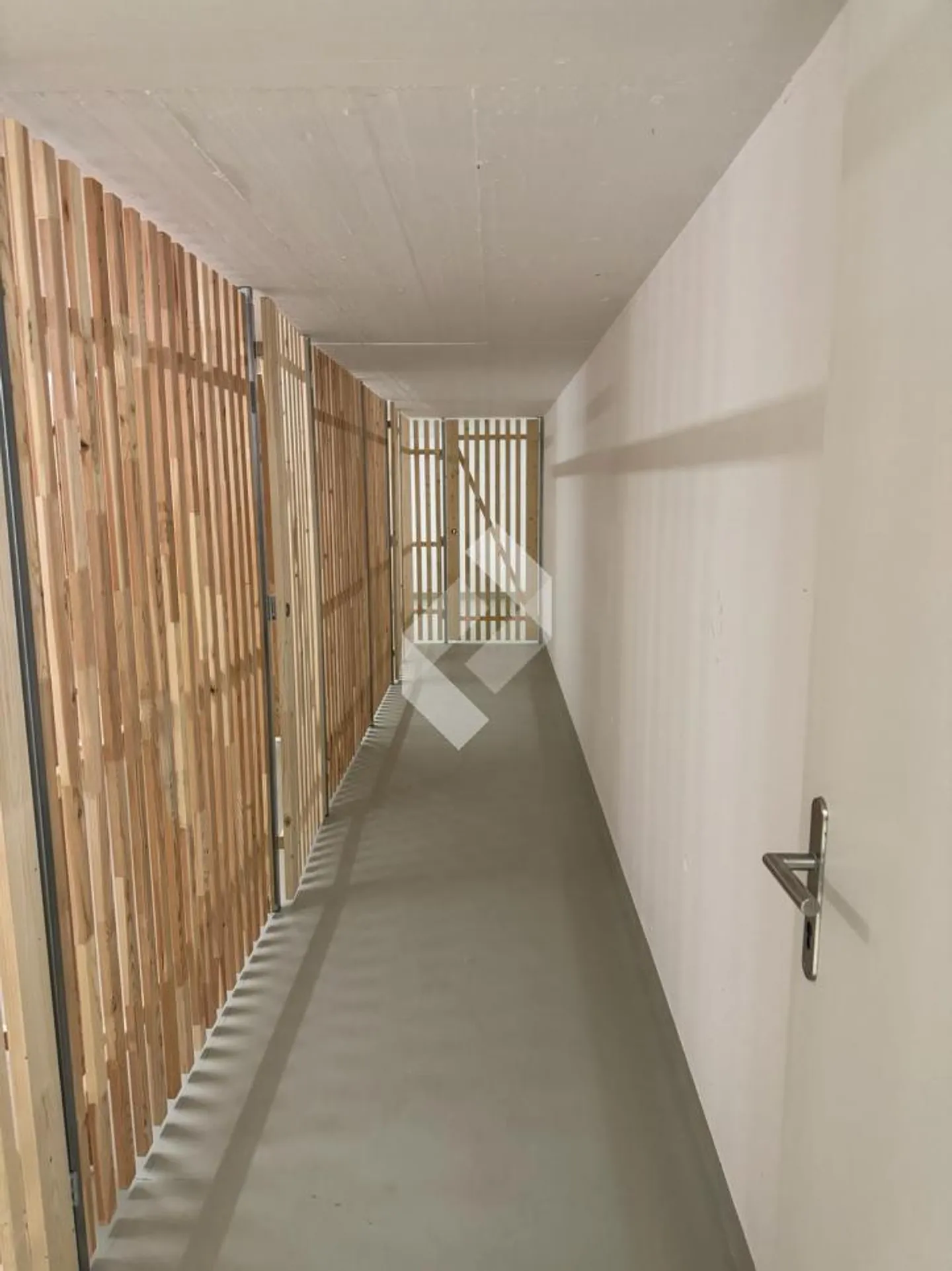 À Louer - Salles de Cave et Stockage de Différentes Tailles Disponibles Immédiatement - Photo 1 sur 9