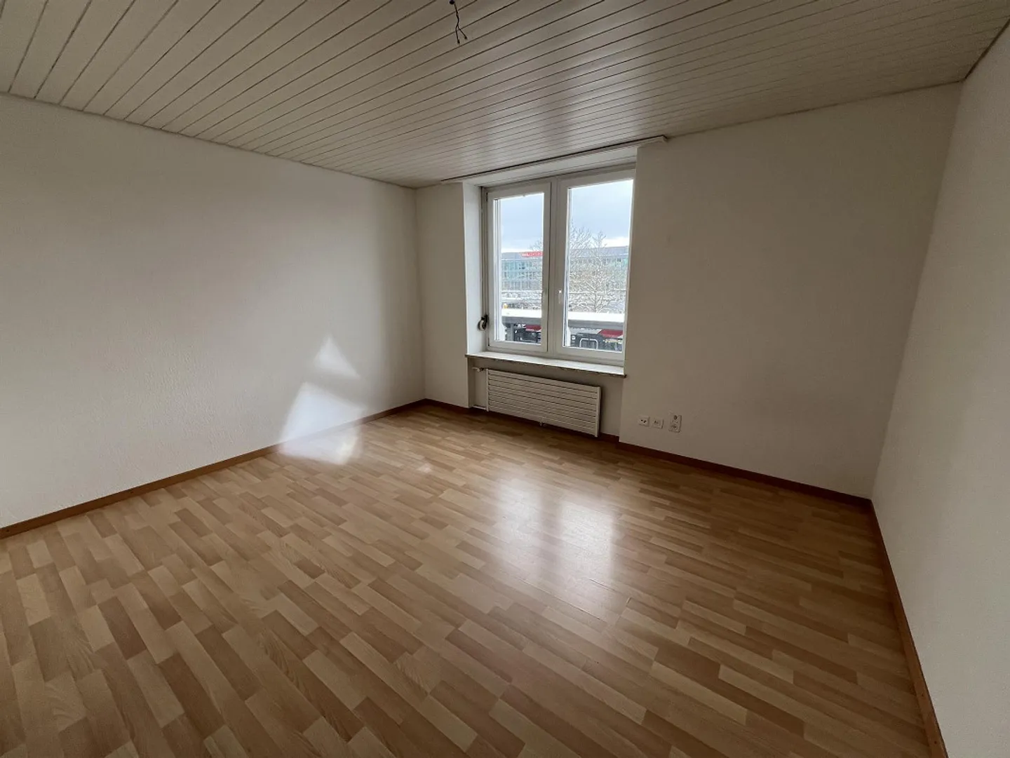 Camera singola senza cucina in una posizione molto centrale - Foto 2 di 5