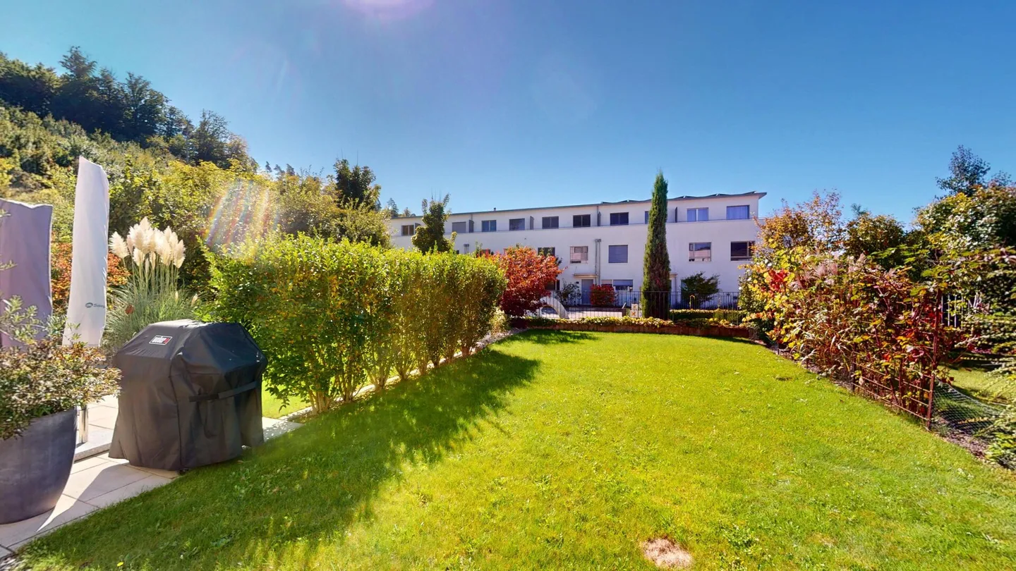 Dream Home on 4 Floors with Attic, Garden and 2 Terraces - Photo 11 of 12