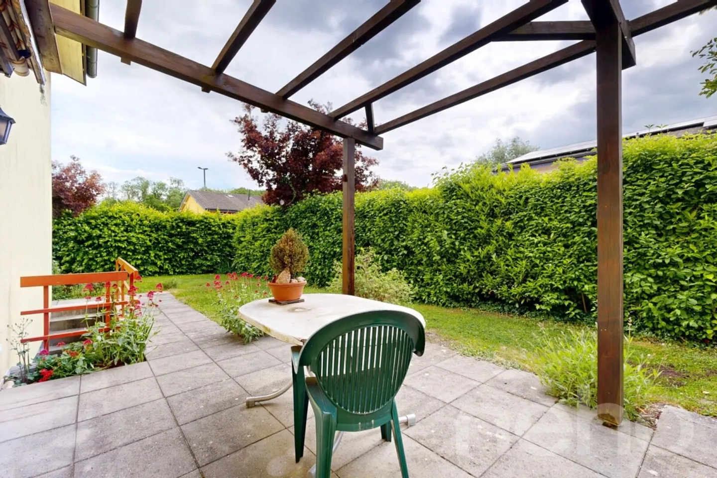 Bright family house in a sought-after residential area - Photo 12 of 12