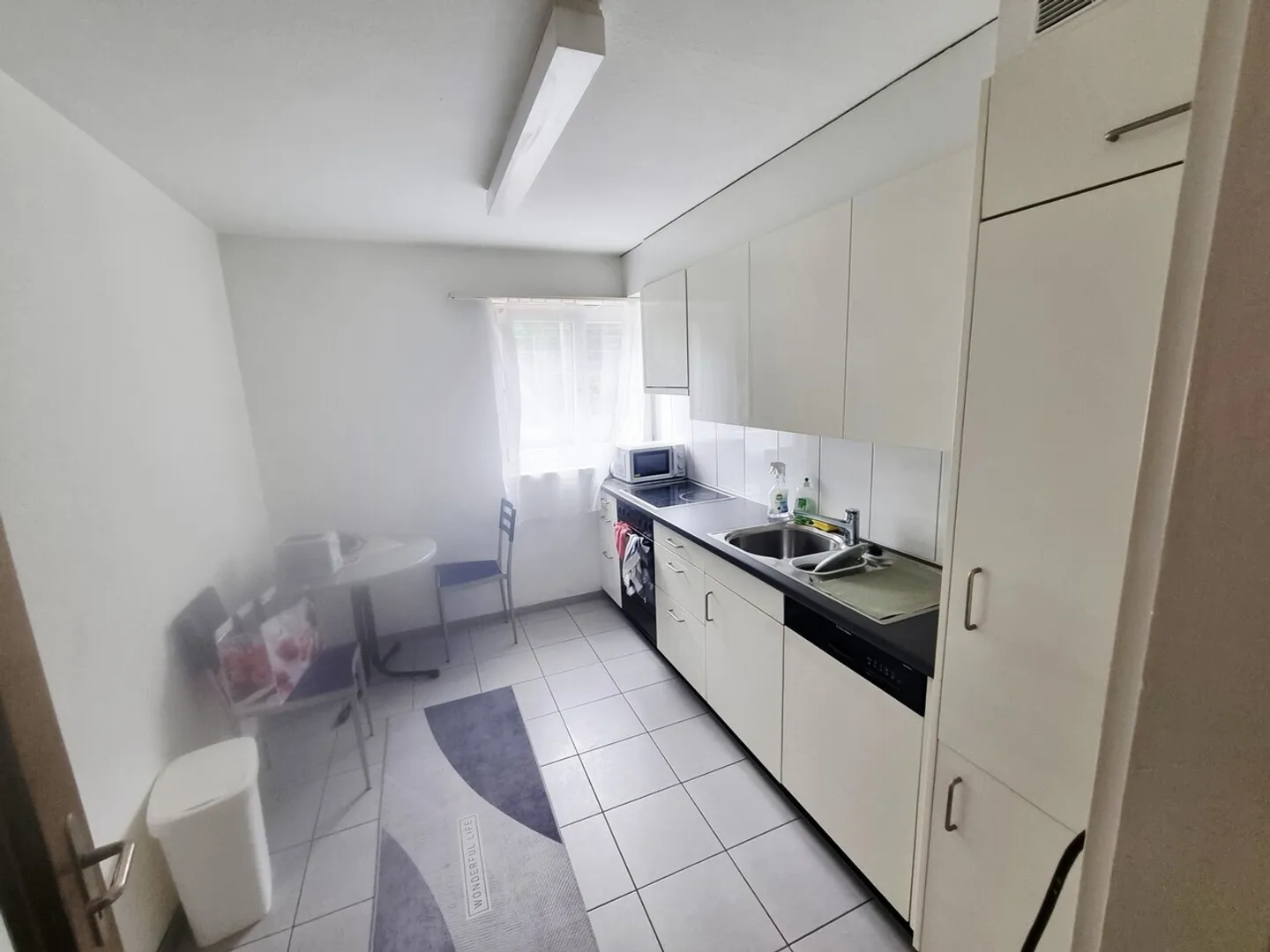 Charming 3.5-Room Apartment - Photo 1 of 6