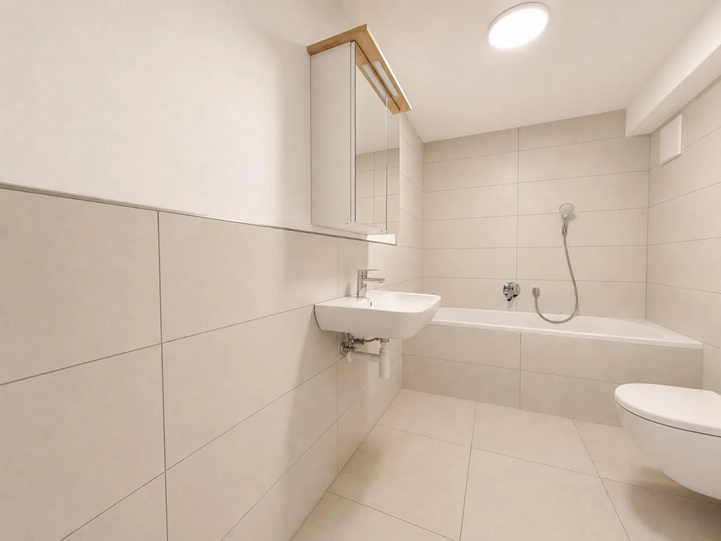 Geräumige Wohnung mit grosser Terrasse - Foto 6 von 8