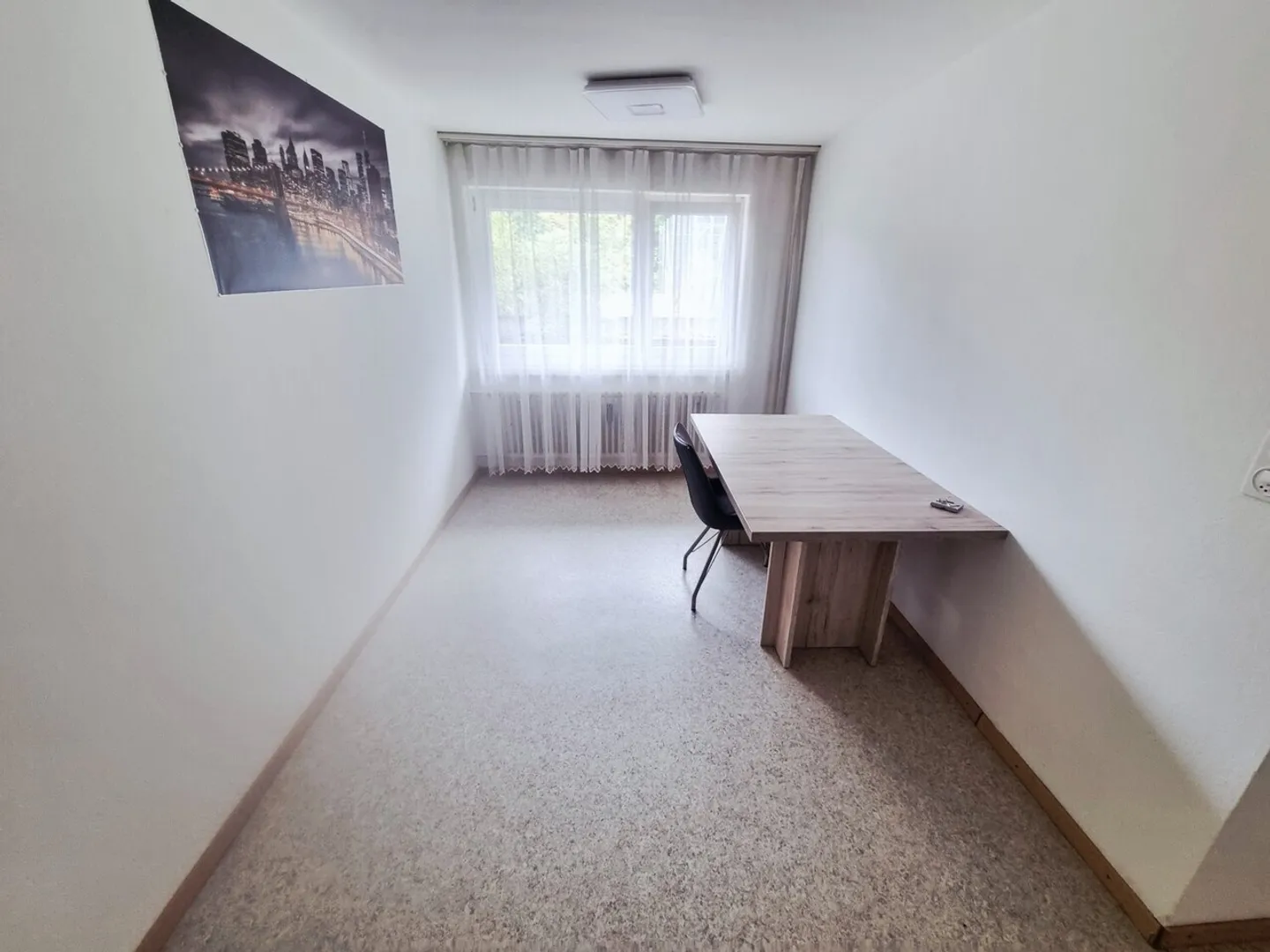 Charming 3.5-Room Apartment - Photo 3 of 6