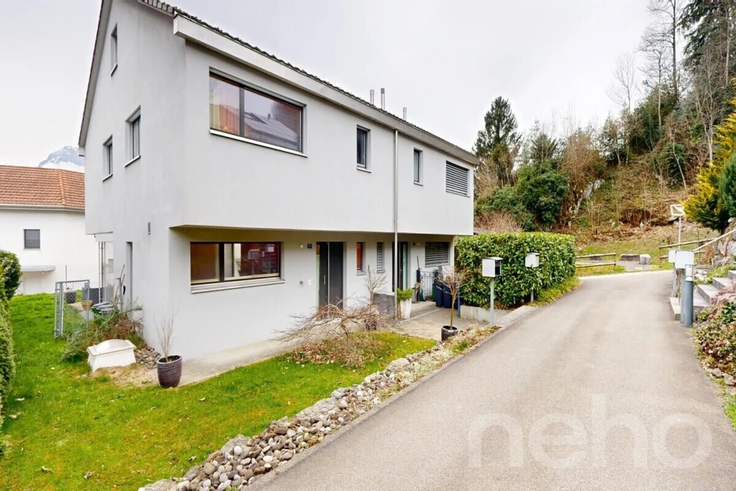 Spacious Semi-Detached Family House in Family-Friendly Location - Photo 12 of 12