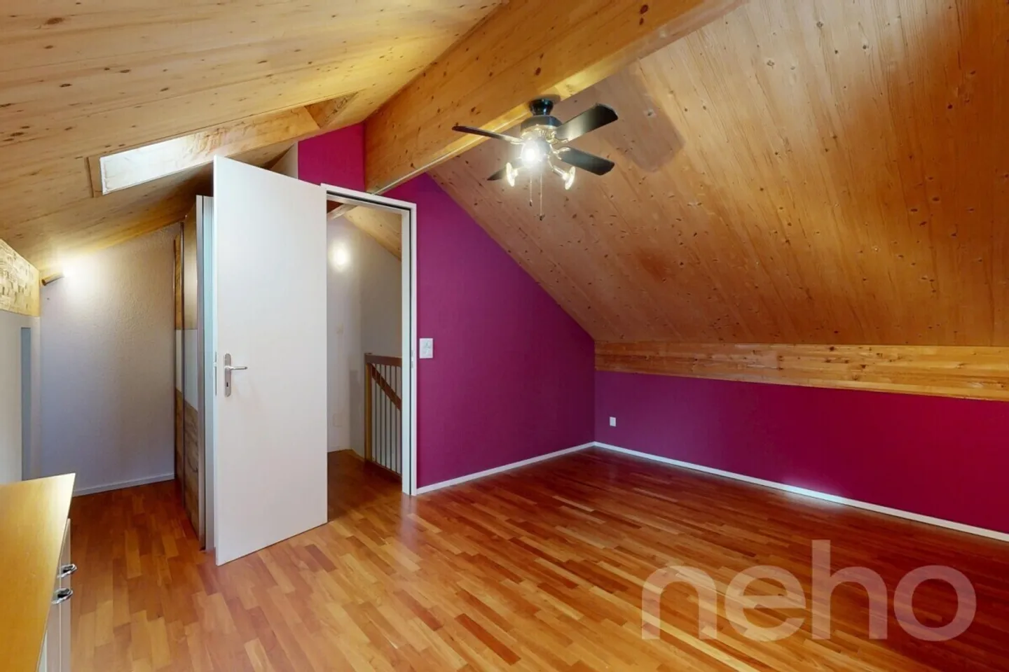 Spacious Semi-Detached Family House in Family-Friendly Location - Photo 7 of 12