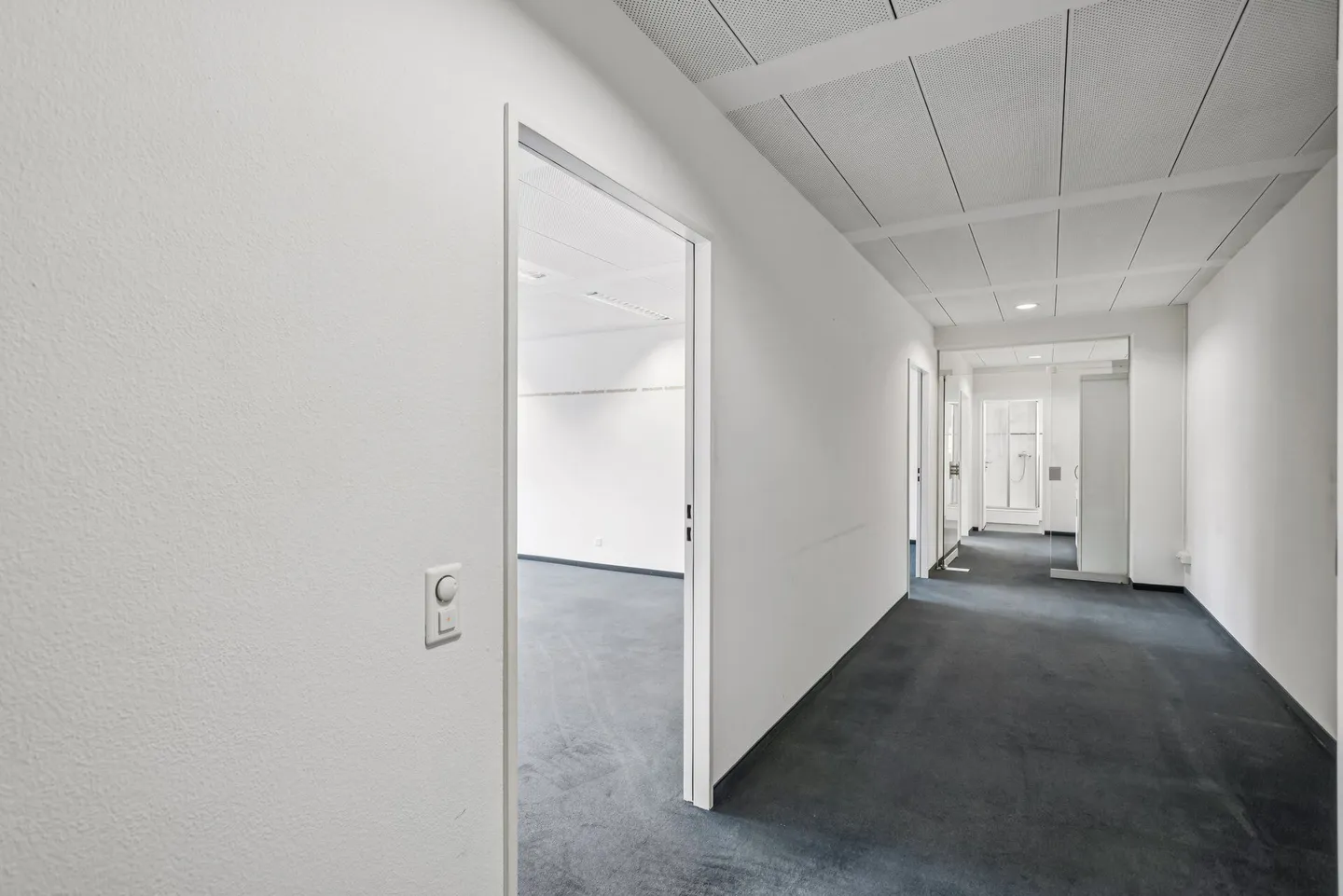 Bureaux prêts à emménager dans le Leuehuus près de Löwenplatz - Photo 6 sur 9